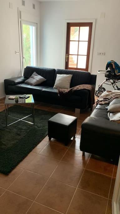 Huis Met Zwembad ベナルマデナ エクステリア 写真